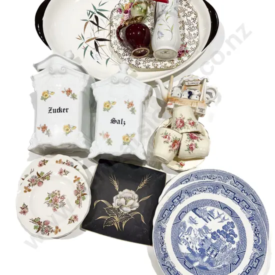 Qty of Assorted Fancy China Including RD Ashet