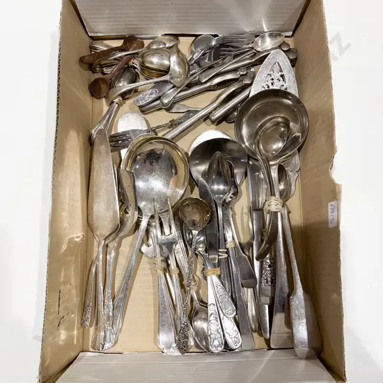 Qty of Assorted S/P Cutlery
