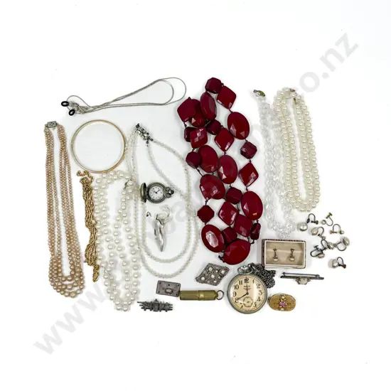 Small Qty Vintage Costume Jewellery