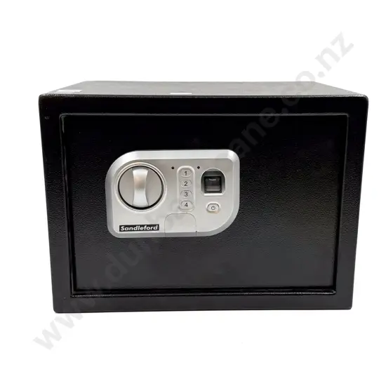 Sandleford Digital Safe with Keys or Combination