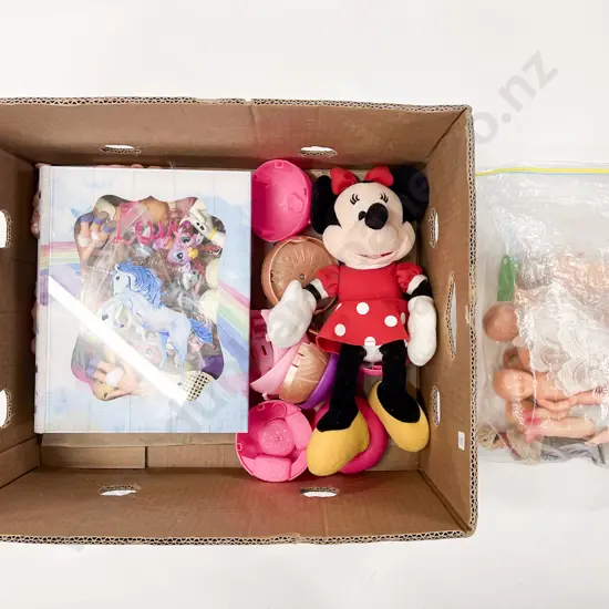 MGA Dolls with Vintage Hard Plastic Dolls Etc