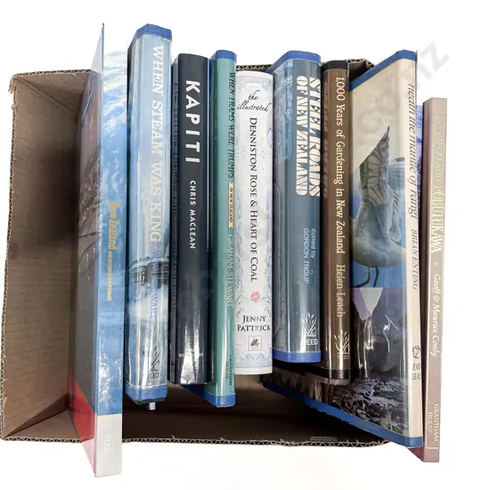 Box of Assorted NZ Reference Volumes