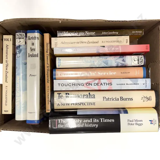 Box of Assorted NZ Reference Volumes
