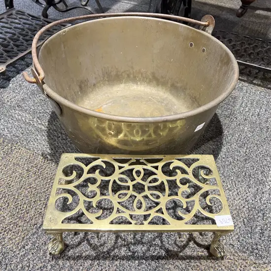 Brass Jelly Pan & Brass Trivet Stand