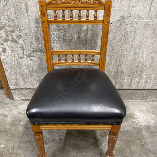Victorian Single Chair