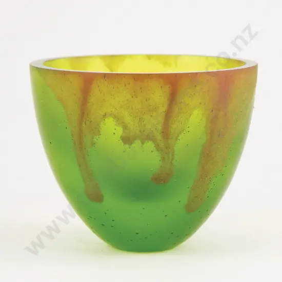 Paul Mason Cast Glass Crucible Bowl