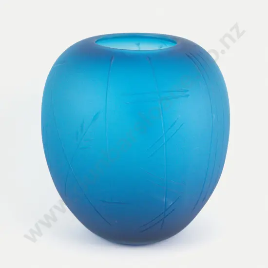 Garry Nash Ovoid Glass Vase