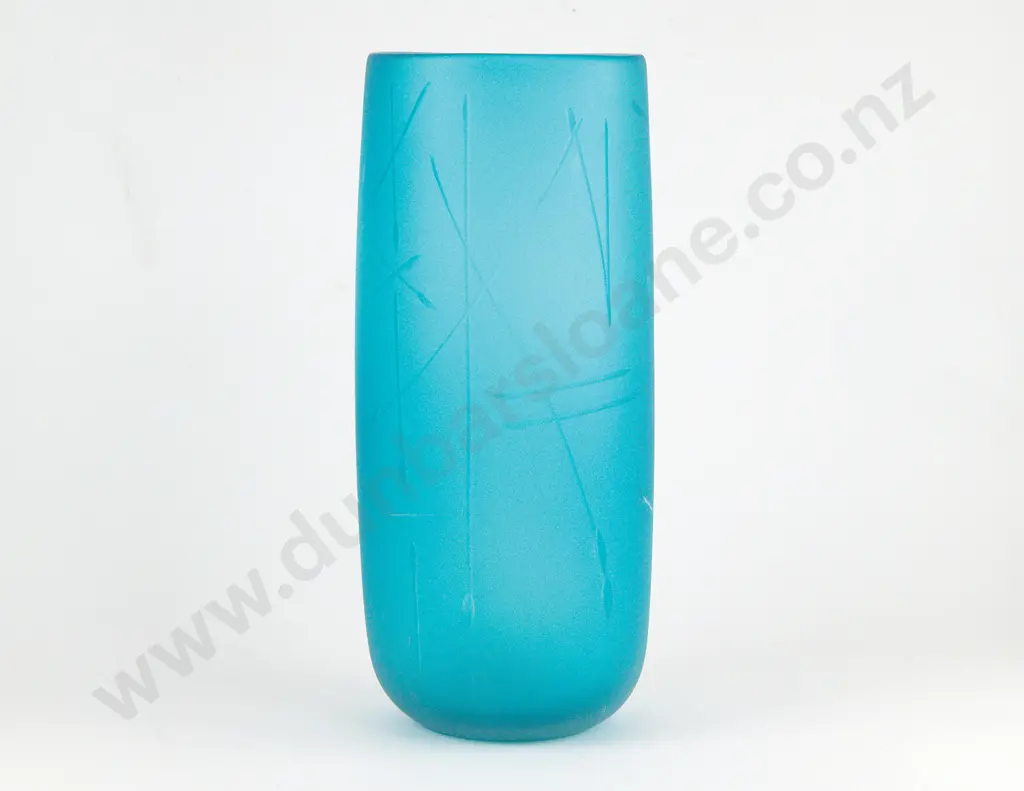 Garry Nash Cylindrical Glass Vase Image 1++