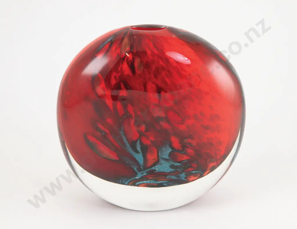 Garry Nash Flattened Ovoid Vase Image 1++