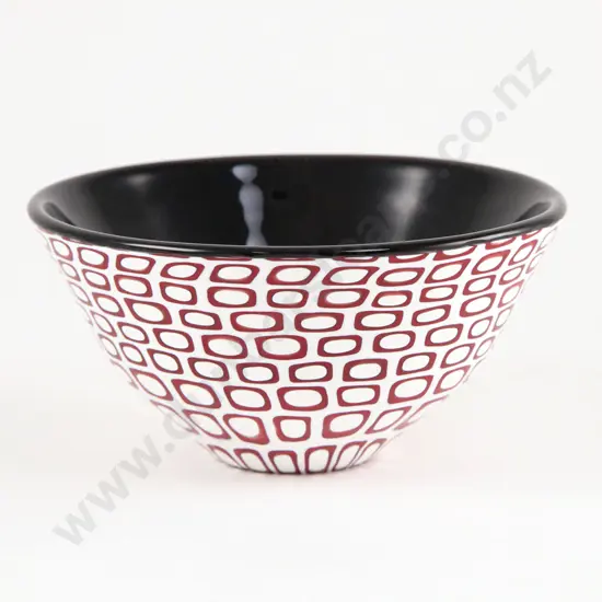 Small Lindsay Patterson Glass Bowl