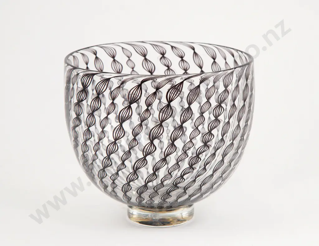 Stephen Bradbourne Helix Pattern Glass Bowl Image 1++