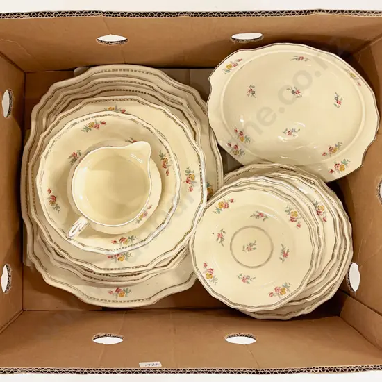 Alfred Meakin "Marigold" Part Dinner Set