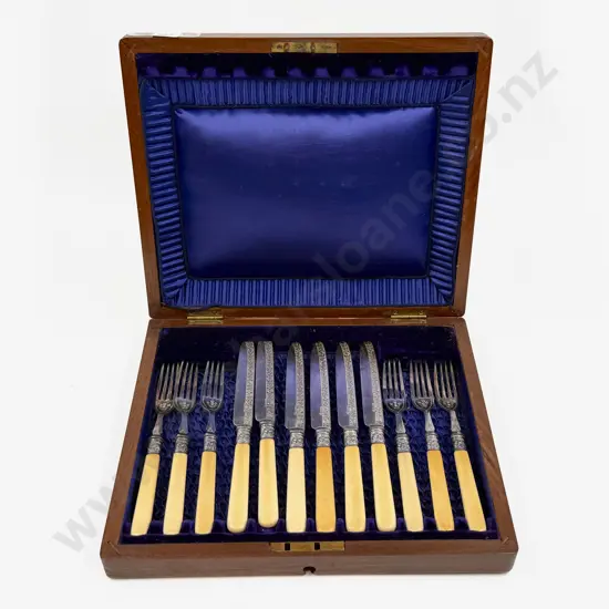 Cased Bone Handled Fish Service