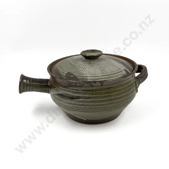 Large Peter Stitchbury Pottery Cooking Pot