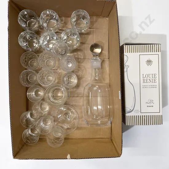 Box of Assorted Glass Ware