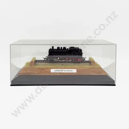 HO Gauge Marklin 0-6-0 Tank Engine TM800 in display case