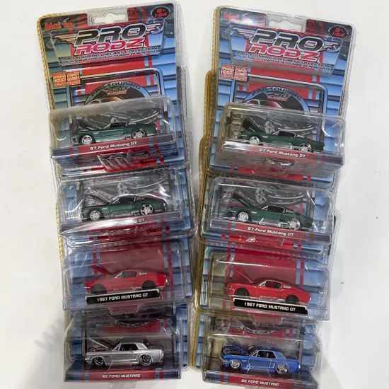 Boxed Maisto ProRodz Models (8)