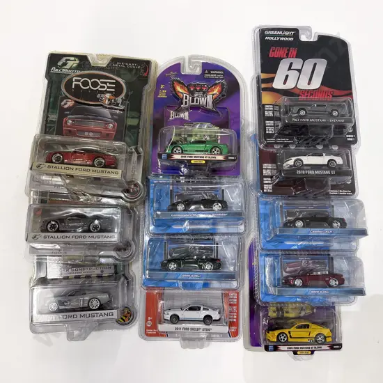 Boxed Maisto and Fulltrottle Models (12)