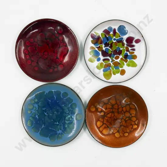 Four Kareka Small Enamel DIshes