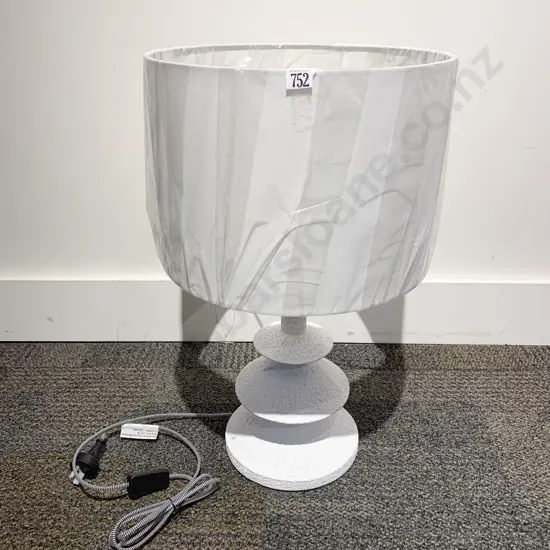 Modern Table Lamp with As New Shade