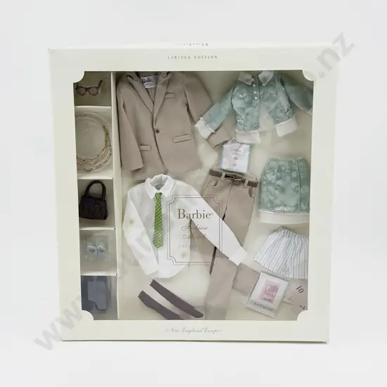 C2003 Silkstone New England Escape Barbie and Ken Fashion Giftset Ltd Ed MIB