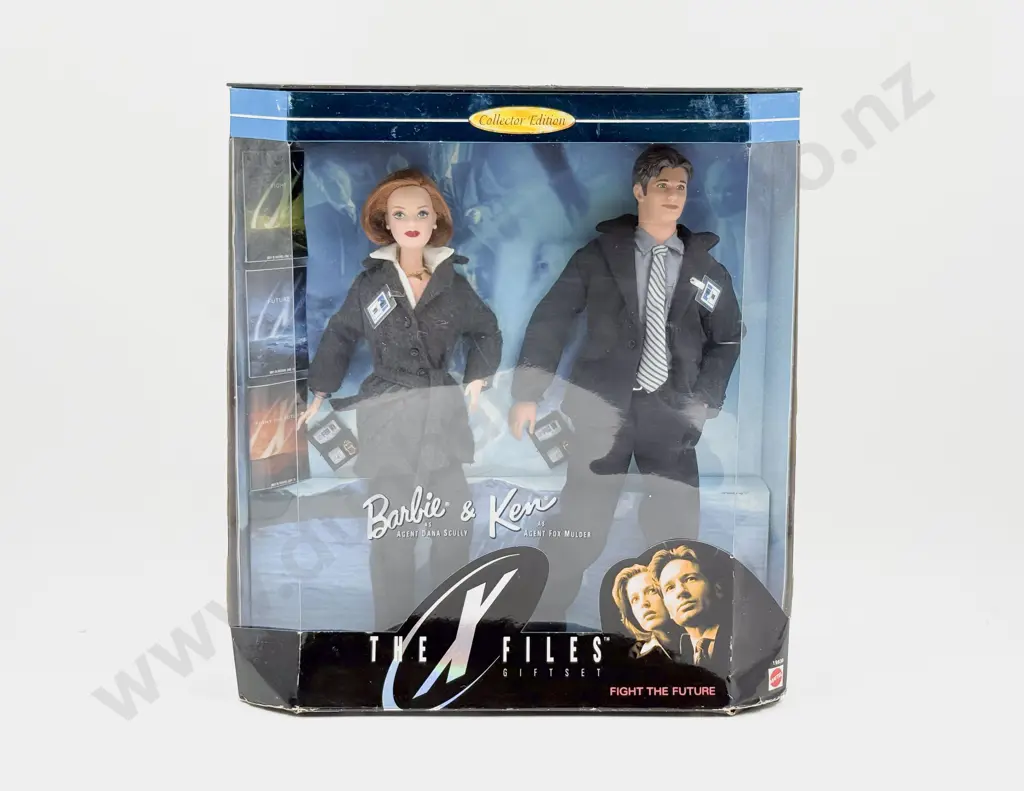 C1998 Barbie The X Files Scully & Mulder Collector Edition MIB Image 1++
