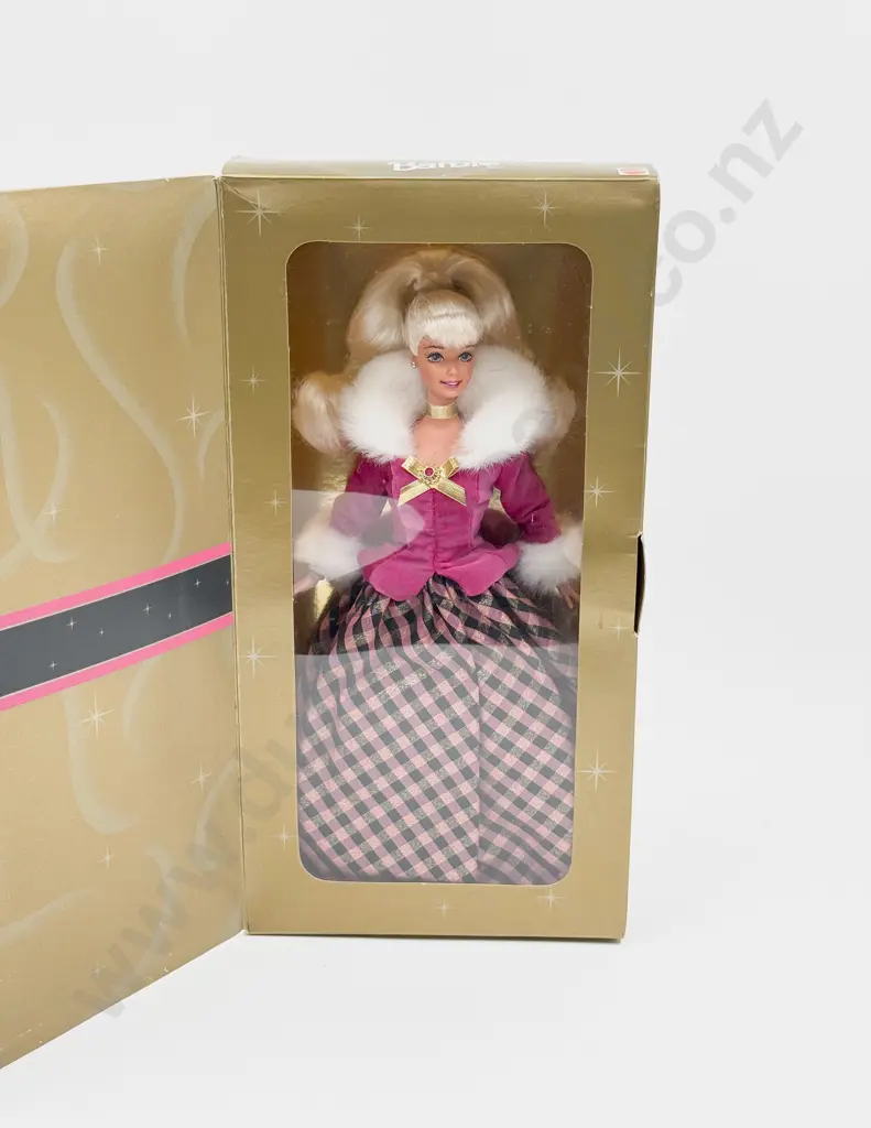 C1996 Barbie Avon Winter Rhapsody Exclusive MIB Image 1++