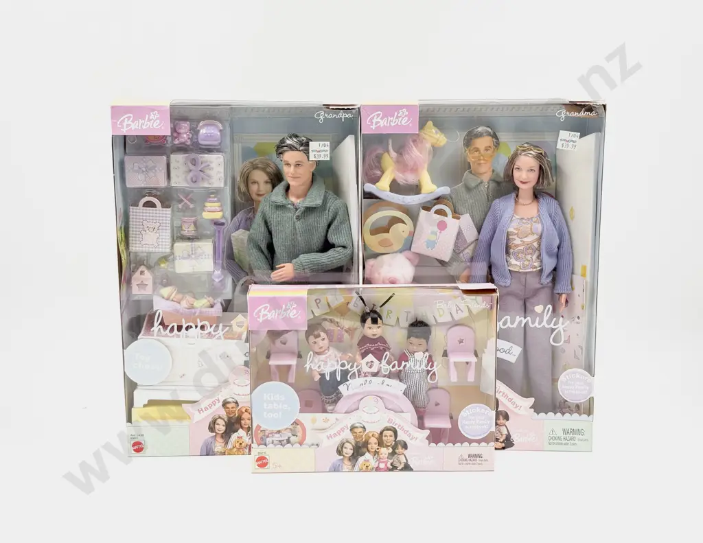 C2003 Barbie Happy Family Grandma and Grandpa with Baby Friends MIB Image 1++