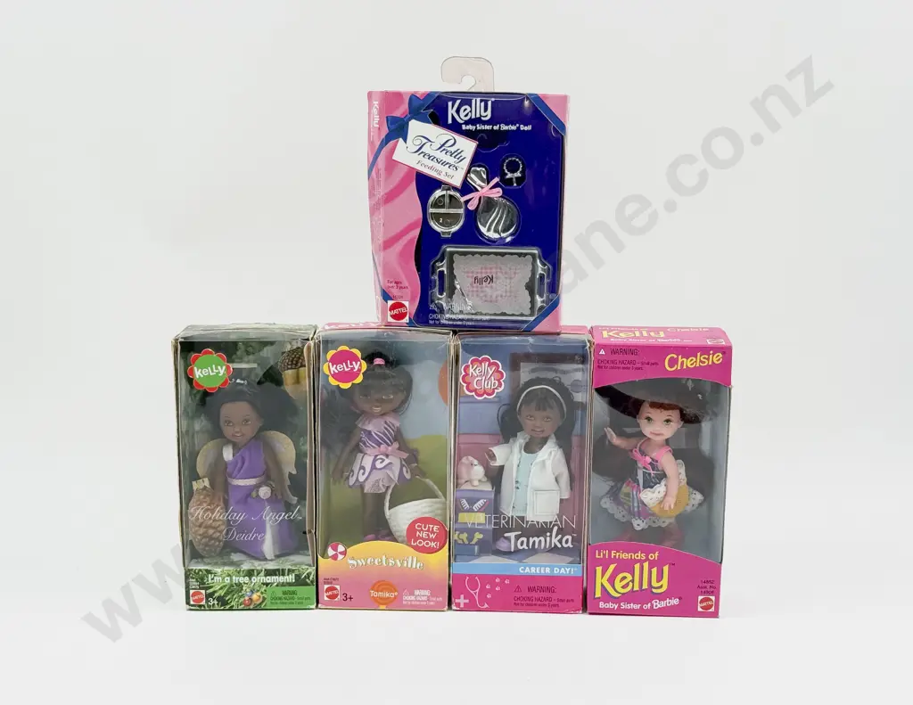 Seven Kelly and Friends Dolls Image 1++
