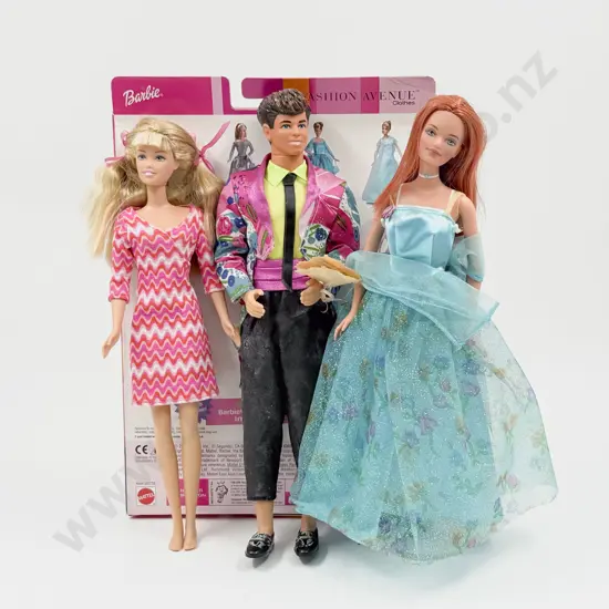 Two Fashion Outfit Barbie Dolls and Ken