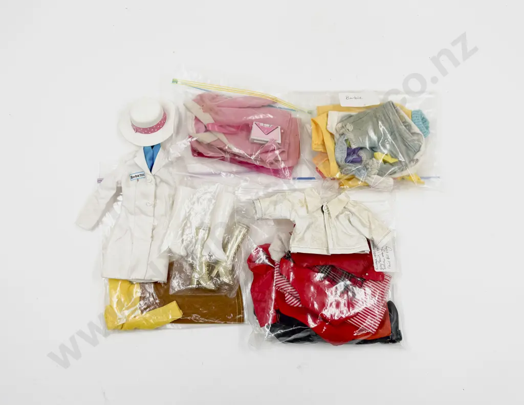 Barbie C1973 Paper Doll Cut Out with Vintage and Modern Clothing and Accessories Image 1++