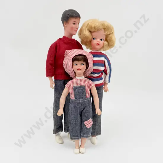 C1960's Pedigree Blonde Sindy with Patch and Paul