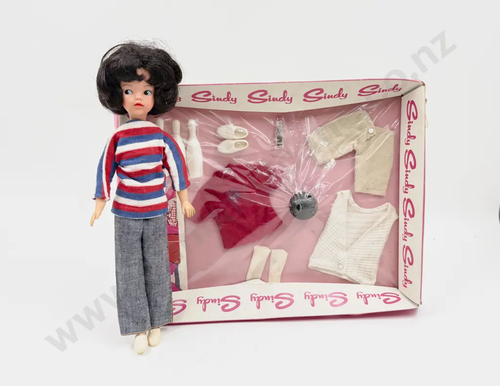 Boxed Unopened Sindy Bowling Outfit with Sindy Image 1++
