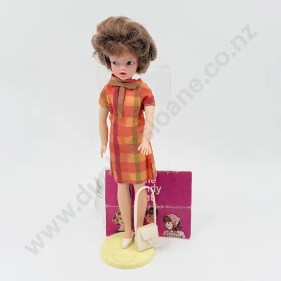 C1960's Sindy wearing Summery Days short sleeve Shift