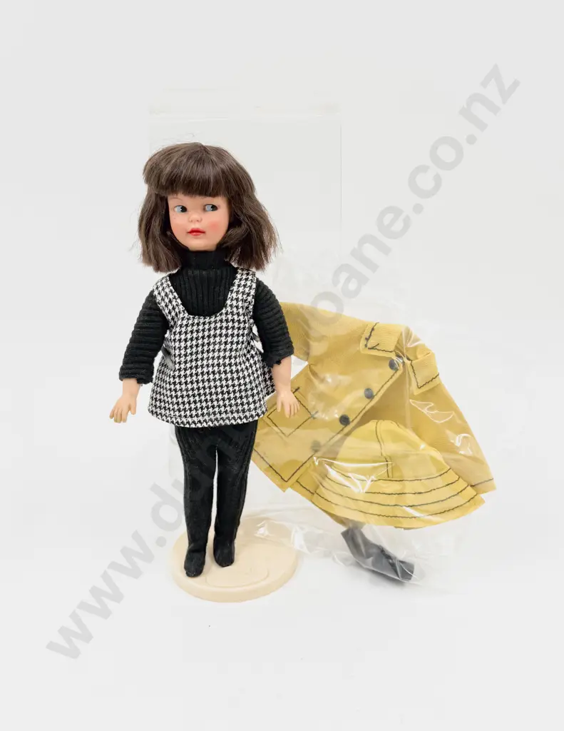 C1966 Patch wearing  Home for the Day over Easy Life with Sou'wester Image 1++