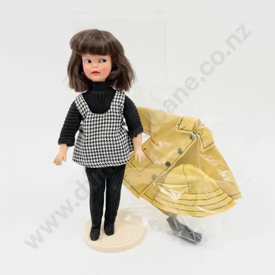 C1966 Patch wearing  Home for the Day over Easy Life with Sou'wester