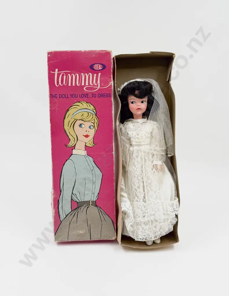 C1960's Sindy Doll in Bride Gown in Ideal Tammy Box Image 1++