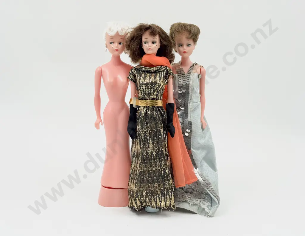 C1960's Three Debbie Dolls made in NZ one without base 28cm Image 1++