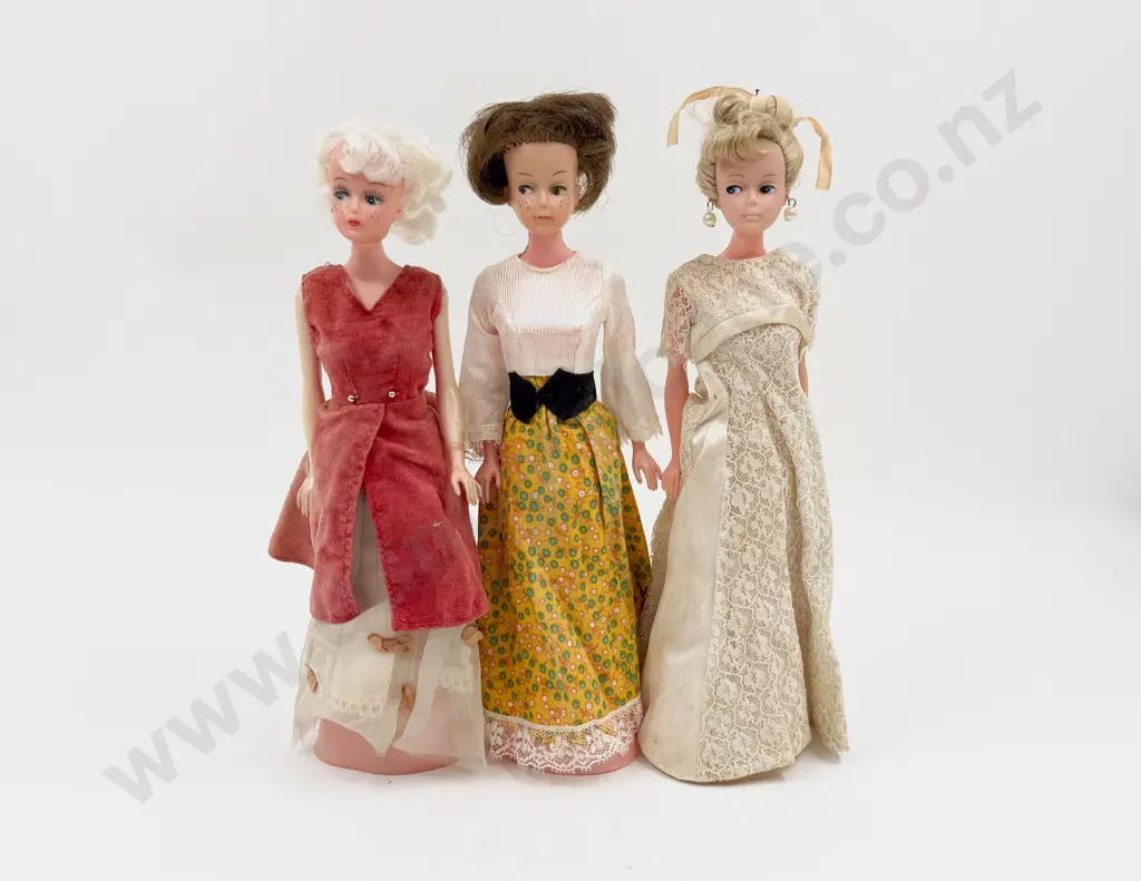 C1960's Three Debbie Dolls made in NZ 28cm Image 1++