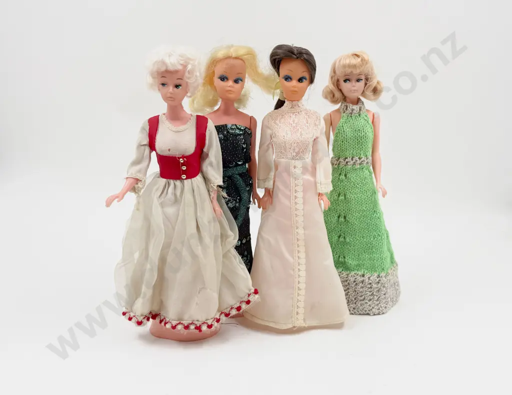 C1960's Four Debbie Dolls made in NZ 28cm Image 1++