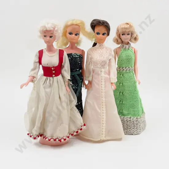 C1960's Four Debbie Dolls made in NZ 28cm
