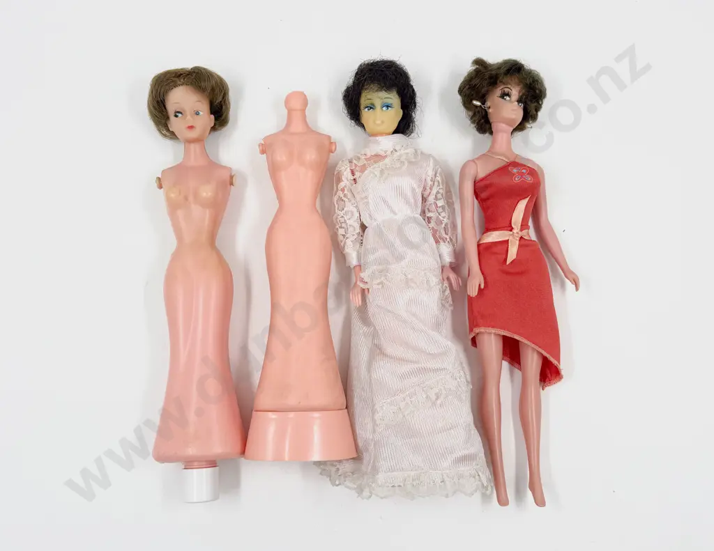 C1960's Debbie Dolls made in NZ without bases and parts for restoration Image 1++