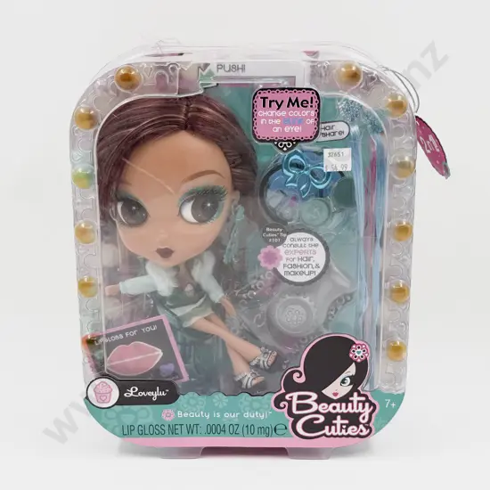 C2006 Mattel Loveylu Beauty Cuties Blythe Doll Changing Eye Colour NRFB