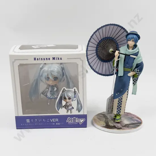 Boxed Hatsune Miku Magical Snow Ver Doll and Stronger Kimono Vocaloid Kaito