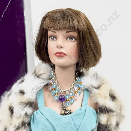 Tonner Tyler Wentworth Collection Sydney Chase Mosaic Modern Doll 41cm Boxed