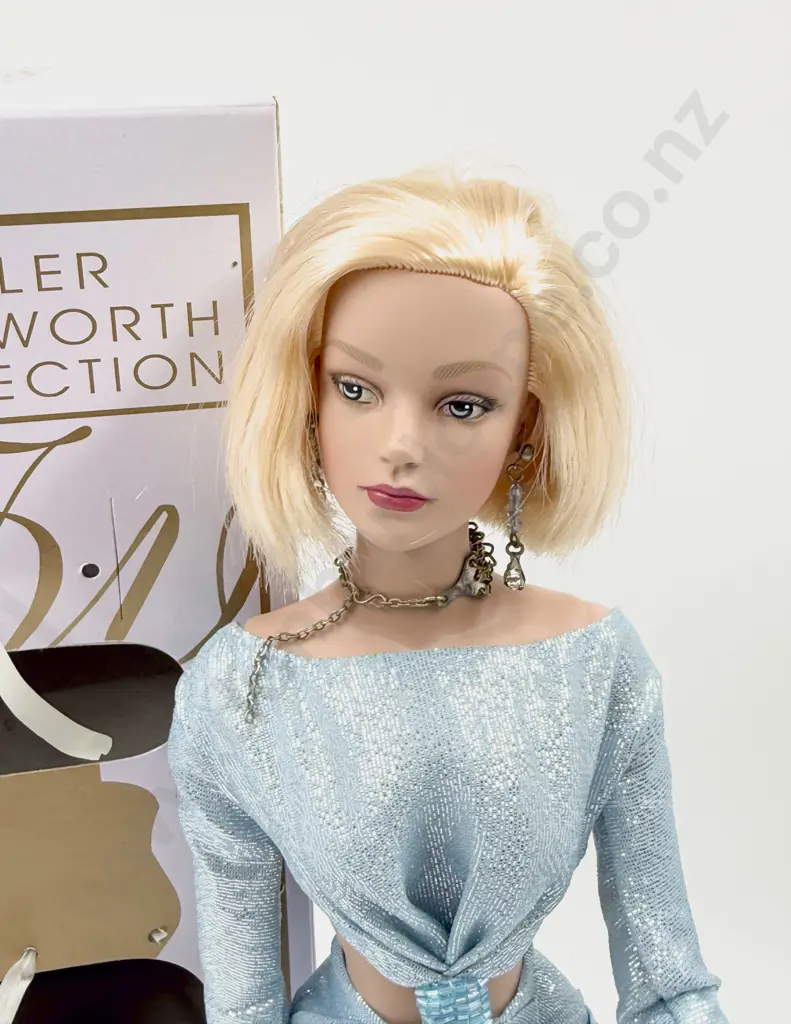 C2003 Tonner Tyler Wentworth Collection Sydney Chase 'High Style' Doll 41cm Boxed Image 1++