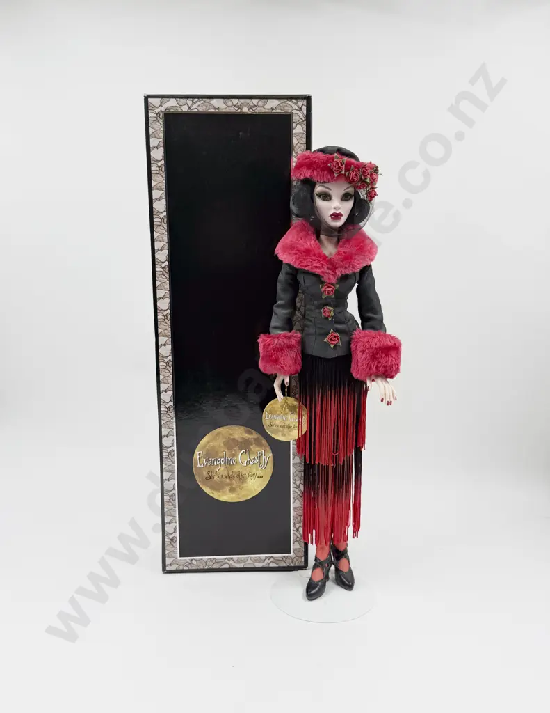 C2014 Tonner Wilde Imagination Evangeline Ghastly 'Broken Petals' Doll 46cm Boxed Image 1++