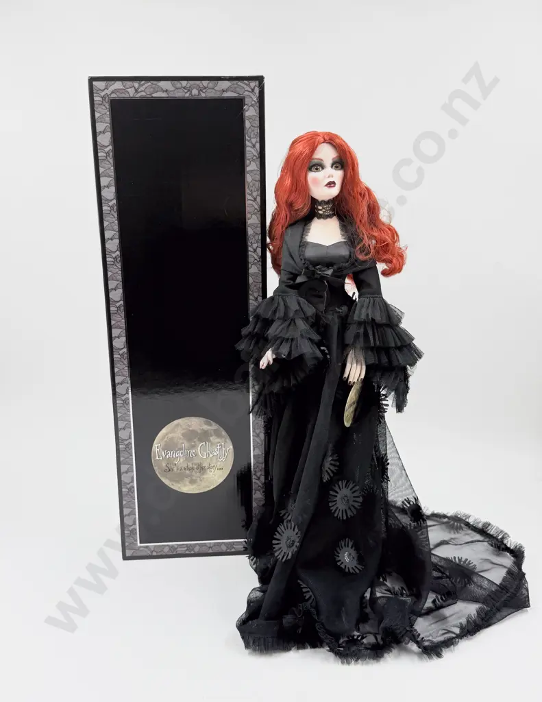 C2015 Tonner Wilde Imagination Evangeline Ghastly Dark Dreams Doll 46cm Boxed Image 1++
