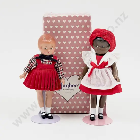C2000 Two Boxed and Unboxed Effanbee Wee Patsy Dolls 13cm with extra outfit