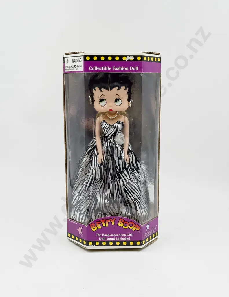 C1998 King Features Betty Boop - The Boop-oop-a-doop Girl! All Vinyl NRFB 32cm Image 1++